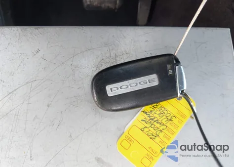 2018 Dodge Challenger Sxt z USA, uszkodzony, nr VIN 2C3CDZAG5JH305318